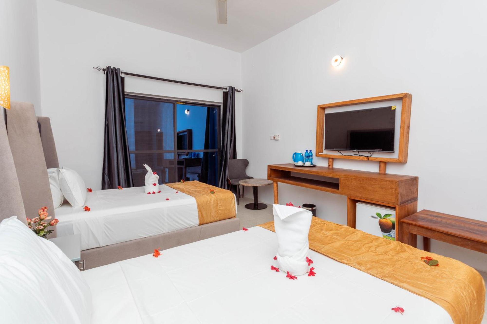 Canary Hotel & Spa Nungwi Esterno foto